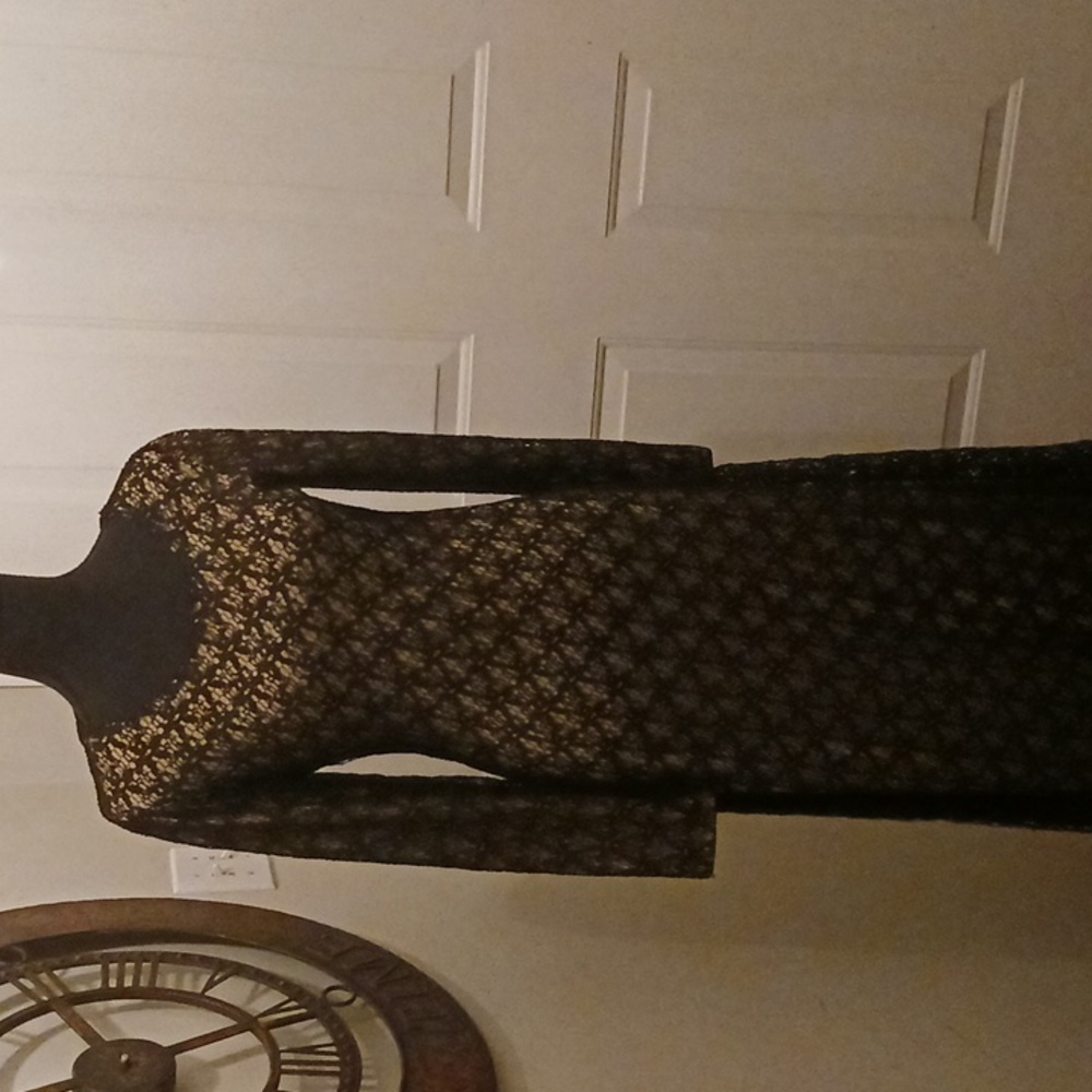 Black Lace Fitted Maxi Dress